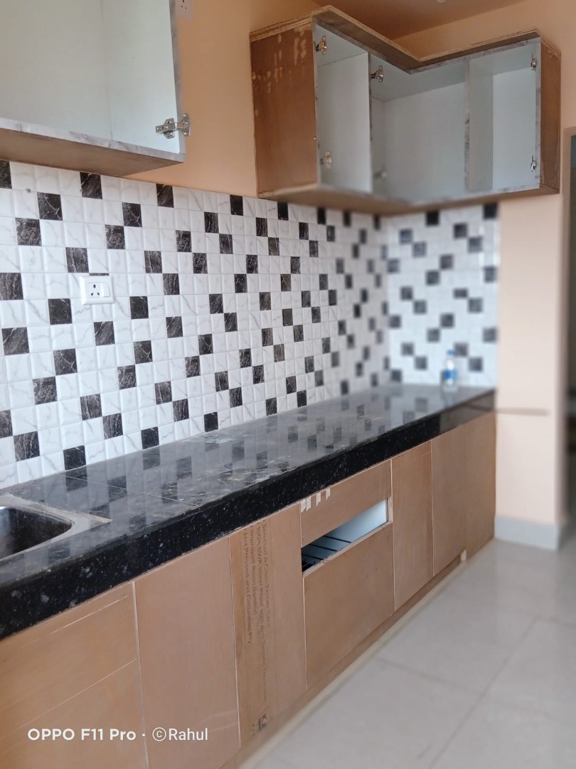 Unfurnished 3bhk in Downtown, Doctor Zakir Hussain Road, Rukmini Gaon, Guwahati, Assam, India for Rent